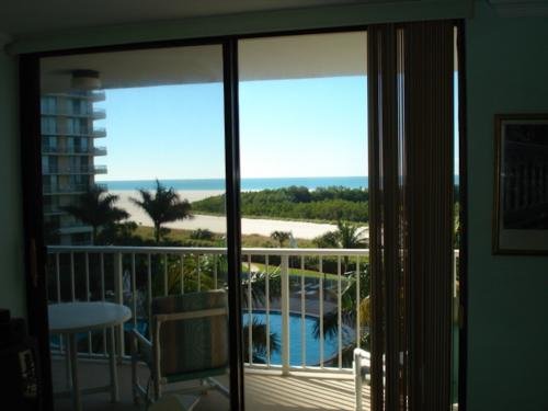 Beachfront Condos - South Seas Towers - Marco Island Florida